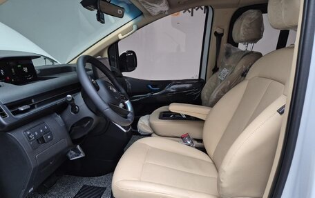 Hyundai Staria, 2025 год, 5 830 000 рублей, 12 фотография