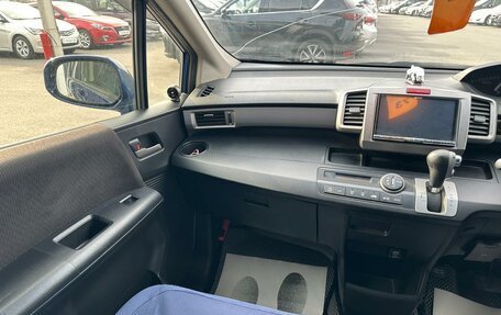 Honda Freed I, 2012 год, 1 279 000 рублей, 16 фотография