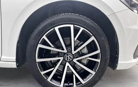 Volkswagen Lavida, 2021 год, 1 300 000 рублей, 17 фотография