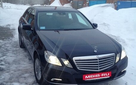 Mercedes-Benz E-Класс, 2010 год, 1 600 000 рублей, 4 фотография