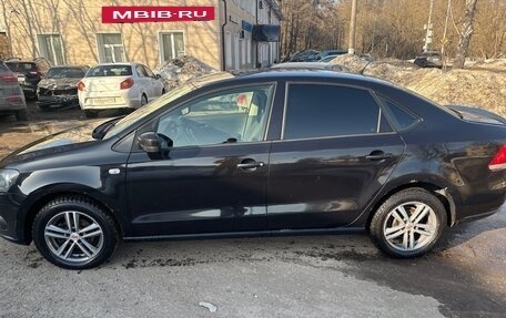 Volkswagen Polo VI (EU Market), 2013 год, 690 000 рублей, 3 фотография
