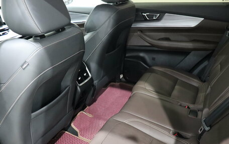 Chery Tiggo 8 Pro, 2022 год, 1 890 000 рублей, 18 фотография