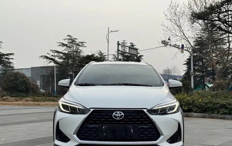 Toyota Yaris XP150 рестайлинг, 2022 год, 1 180 017 рублей, 2 фотография