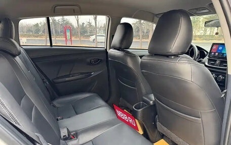 Toyota Yaris XP150 рестайлинг, 2022 год, 1 180 017 рублей, 12 фотография