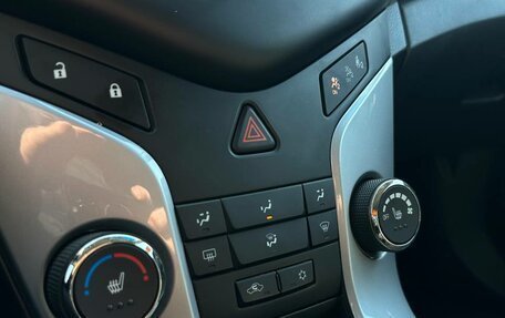 Chevrolet Cruze II, 2013 год, 745 000 рублей, 9 фотография