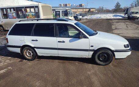 Volkswagen Passat B4, 1993 год, 170 000 рублей, 13 фотография