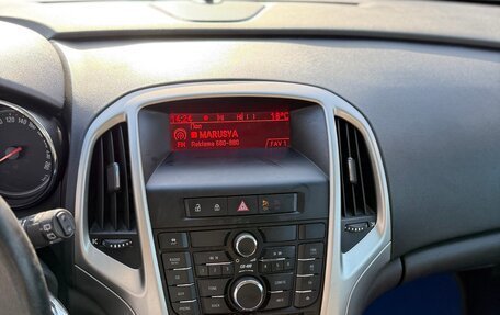 Opel Astra J, 2011 год, 650 000 рублей, 13 фотография