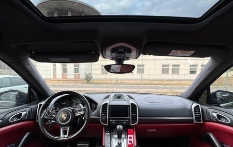 Porsche Cayenne III, 2011 год, 2 200 000 рублей, 2 фотография