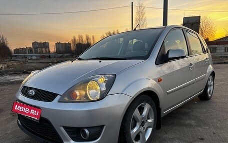 Ford Fiesta, 2007 год, 650 000 рублей, 2 фотография
