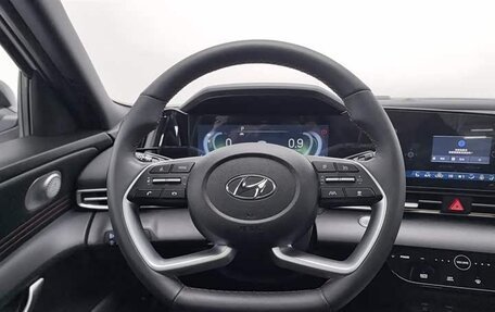 Hyundai Elantra, 2022 год, 1 300 000 рублей, 9 фотография