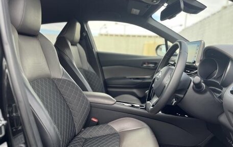 Toyota C-HR I рестайлинг, 2022 год, 1 220 325 рублей, 10 фотография