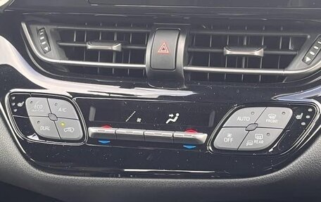 Toyota C-HR I рестайлинг, 2022 год, 1 220 325 рублей, 16 фотография