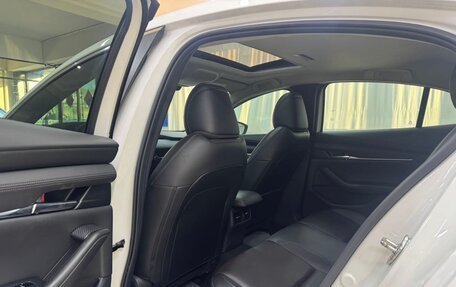 Mazda 3, 2022 год, 1 700 000 рублей, 6 фотография