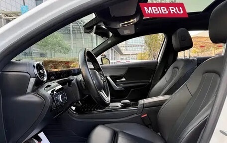 Mercedes-Benz A-Класс, 2021 год, 1 750 009 рублей, 8 фотография