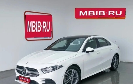 Mercedes-Benz A-Класс, 2021 год, 1 964 000 рублей, 1 фотография