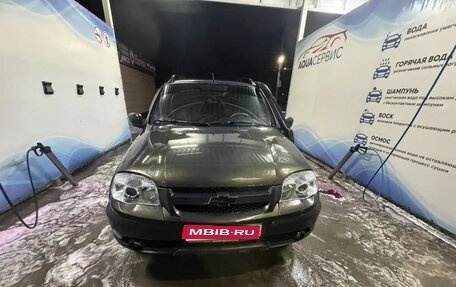 Chevrolet Niva I рестайлинг, 2015 год, 820 000 рублей, 1 фотография