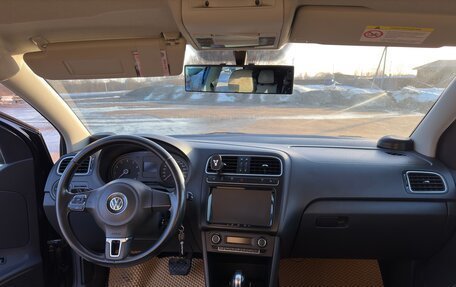 Volkswagen Polo VI (EU Market), 2011 год, 750 000 рублей, 5 фотография