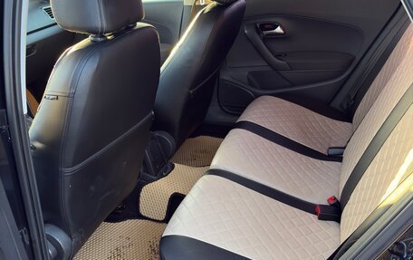 Volkswagen Polo VI (EU Market), 2011 год, 750 000 рублей, 6 фотография