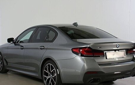 BMW 5 серия, 2023 год, 7 100 000 рублей, 2 фотография