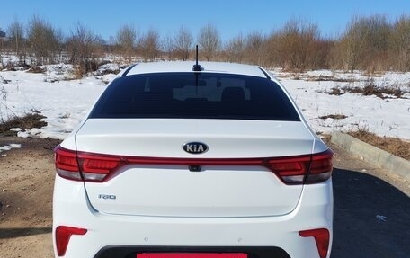 KIA Rio IV, 2017 год, 1 350 000 рублей, 9 фотография
