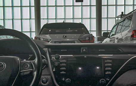 Toyota Camry, 2021 год, 3 050 000 рублей, 15 фотография