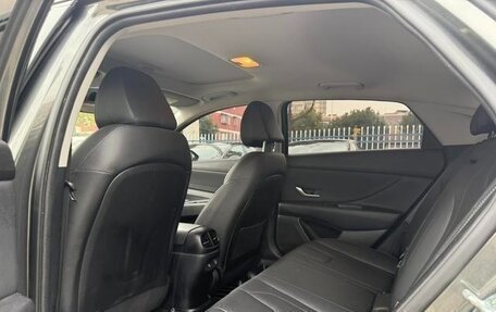 Hyundai Elantra, 2023 год, 1 590 000 рублей, 9 фотография