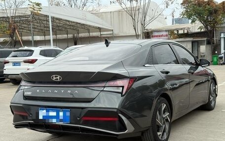 Hyundai Elantra, 2023 год, 1 590 000 рублей, 4 фотография