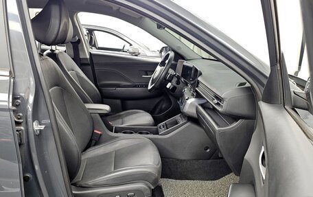 Hyundai Kona, 2023 год, 2 330 000 рублей, 12 фотография