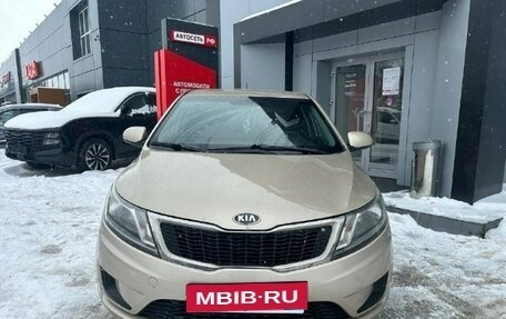 KIA Rio III рестайлинг, 2014 год, 772 100 рублей, 2 фотография