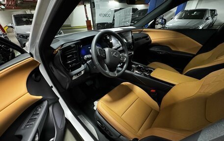 Lexus RX IV рестайлинг, 2025 год, 8 290 000 рублей, 6 фотография