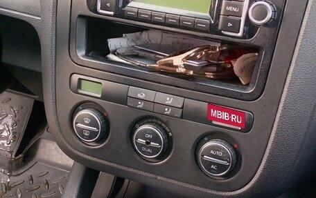 Volkswagen Golf V, 2008 год, 670 000 рублей, 2 фотография