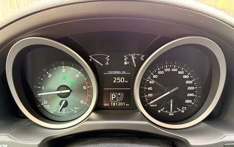 Toyota Land Cruiser 200, 2012 год, 4 300 000 рублей, 12 фотография