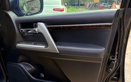 Toyota Land Cruiser 200, 2012 год, 4 300 000 рублей, 26 фотография