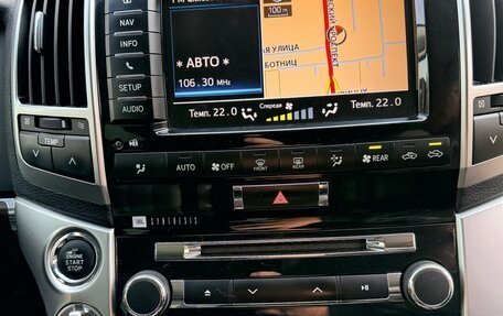 Toyota Land Cruiser 200, 2012 год, 4 300 000 рублей, 25 фотография