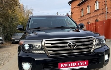 Toyota Land Cruiser 200, 2012 год, 4 300 000 рублей, 34 фотография