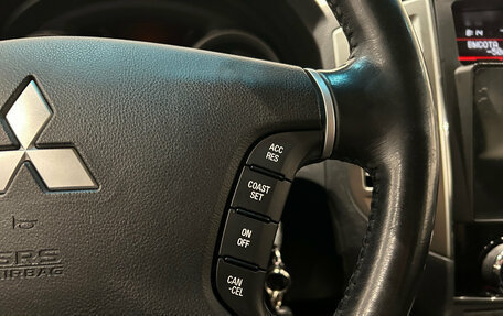 Mitsubishi Pajero IV, 2018 год, 2 549 000 рублей, 22 фотография