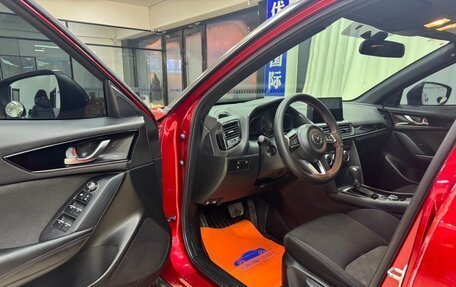 Mazda CX-4, 2023 год, 1 900 000 рублей, 4 фотография