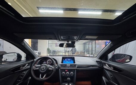 Mazda CX-4, 2023 год, 1 900 000 рублей, 5 фотография