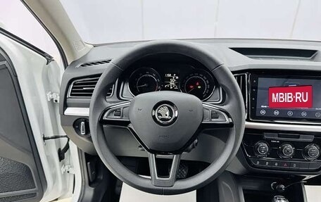 Skoda Kamiq I, 2023 год, 1 645 000 рублей, 10 фотография