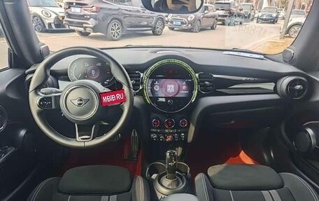 MINI Clubman, 2023 год, 2 150 333 рублей, 9 фотография