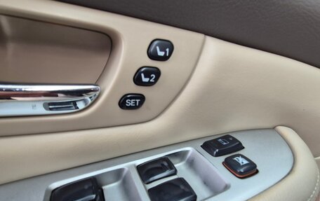 Lexus RX II рестайлинг, 2004 год, 1 550 000 рублей, 20 фотография