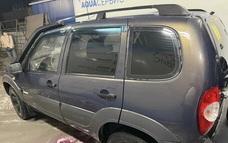 Chevrolet Niva I рестайлинг, 2015 год, 820 000 рублей, 3 фотография