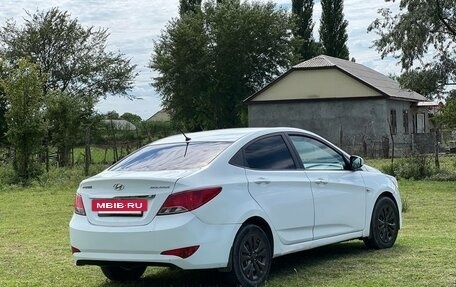 Hyundai Solaris II рестайлинг, 2014 год, 700 000 рублей, 2 фотография