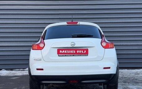 Nissan Juke II, 2014 год, 975 000 рублей, 9 фотография