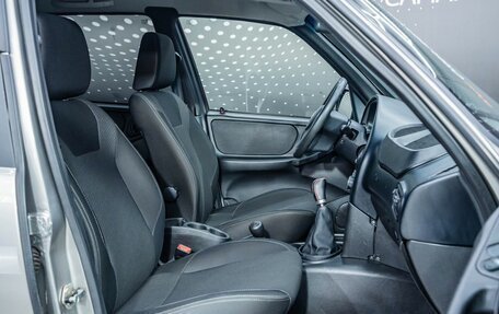 Chevrolet Niva I рестайлинг, 2017 год, 696 000 рублей, 12 фотография