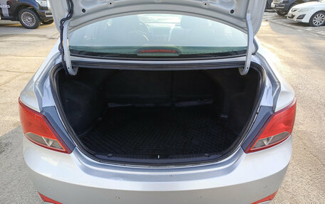 Hyundai Solaris II рестайлинг, 2014 год, 800 000 рублей, 12 фотография