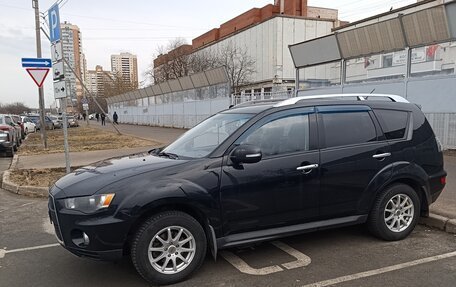 Mitsubishi Outlander III рестайлинг 3, 2010 год, 905 000 рублей, 3 фотография