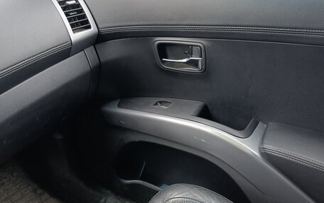 Mitsubishi Outlander III рестайлинг 3, 2010 год, 905 000 рублей, 22 фотография