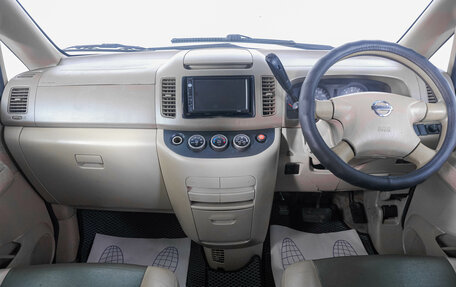 Nissan Serena II, 2003 год, 579 000 рублей, 13 фотография