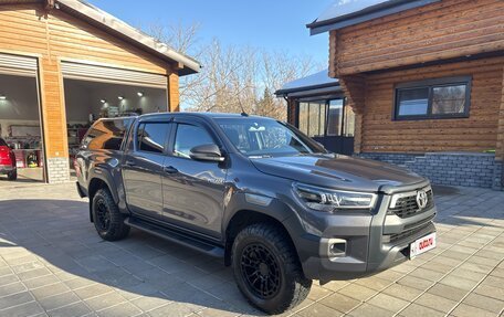 Toyota Hilux VIII, 2020 год, 5 100 000 рублей, 2 фотография